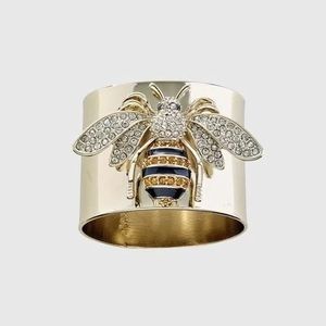 🌟NEW🌟 14k Gold Diamond Bee Fashion Ring